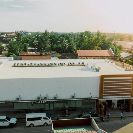 Kojo Hotel Tagum Extérieur photo