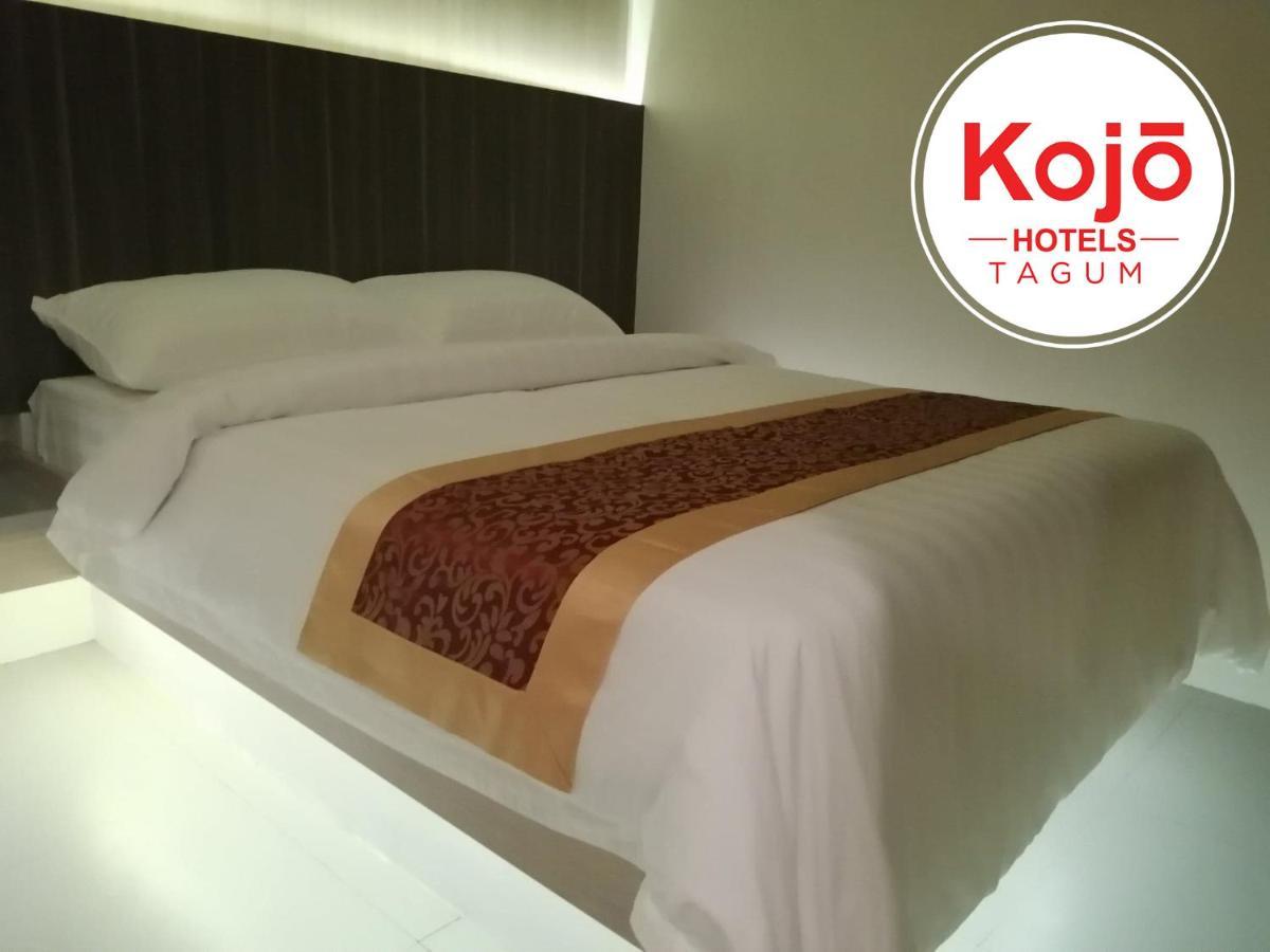 Kojo Hotel Tagum Extérieur photo